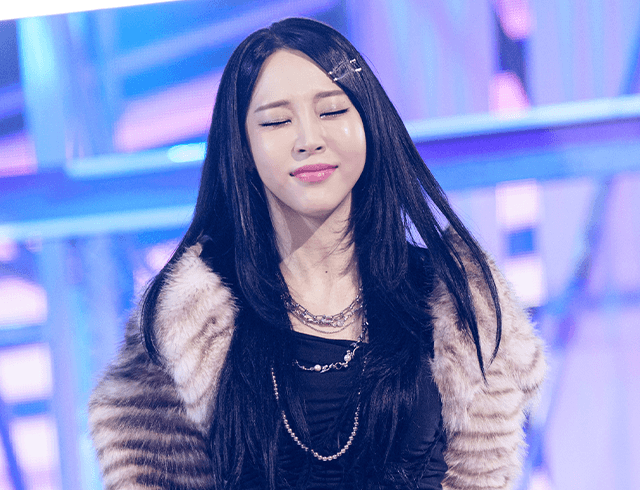 [현장포토] 따스한 잔향 가득한 무대! 문별 (Moon Byul)