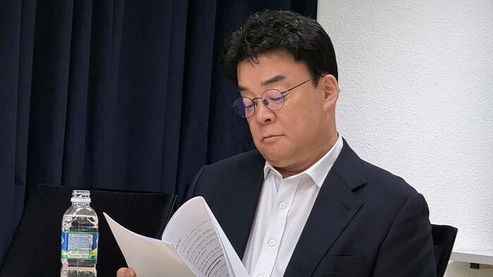 "뼈저리게 반성…회사 원점 재점검" 백종원 첫 사과