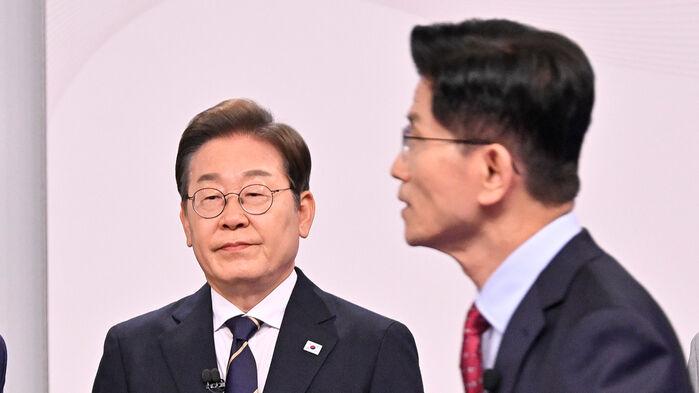 "커피 원가 120원, 끝까지 맞다더라"…'이준석과 단일화' 묻자 "정체성이"