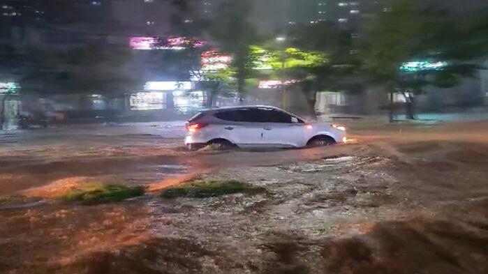 세계 첫 AI 홍수 예보 적중률 82점…"특보 발령 시간↓"