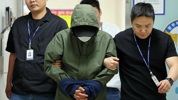 처·자식 3명 살해 가장 영장실질심사…범행 이유엔 묵묵부답