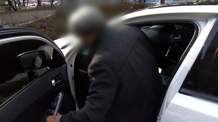 "안 알리면 모른다"…치매 치료 받으면 대신 신고 검토