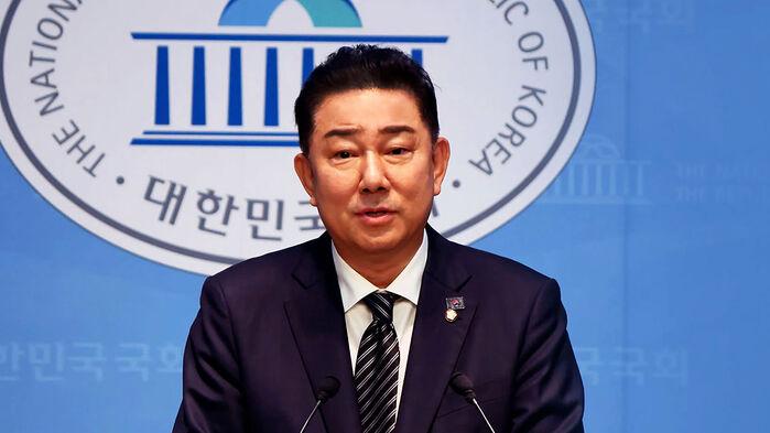 "애 아빠가 야당 인사라서?"…이 통화 후 국정원 붙었다