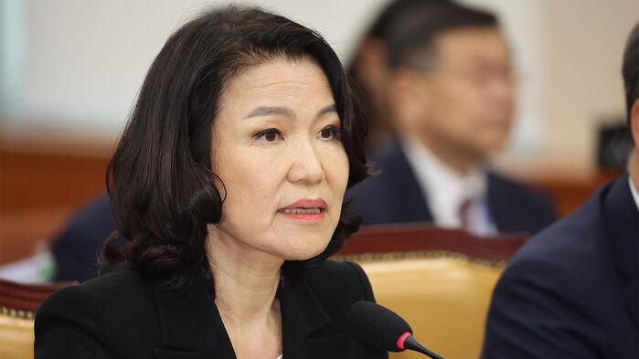 이 대통령, 국무회의서 이진숙 배석 제외…"정치중립 거듭 위반"