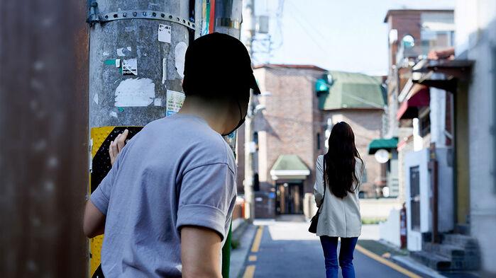 "만나자" 40번 연락한 공무원…앞으로 '최대 파면'