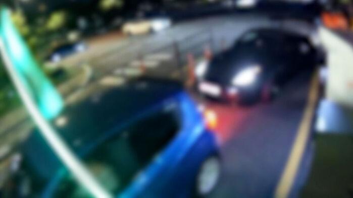 "주차비 안 내려고" 차량 뒤 37번 바짝…외제차 꼼수