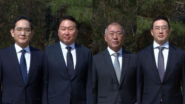 한국 기업총수들, 트럼프와 골프회동…관세·투자 의견교환 주목