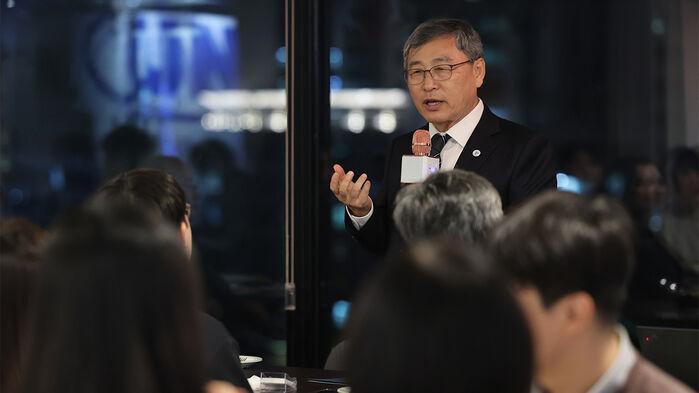 정근식 서울교육감, 취임 1년 성과 발표회…500인 토론회도 개최