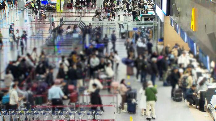 무단 진입에 여권 도용…구멍 뚫린 김해공항 보안