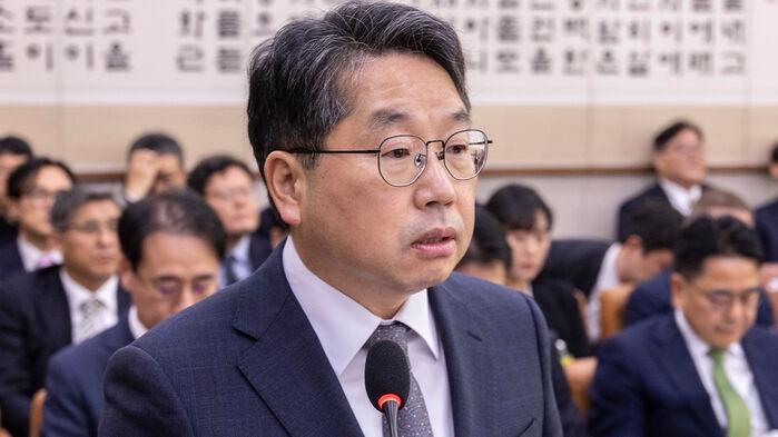 검찰총장 대행 "대장동 항소 포기, 숙고 끝에 내린 결정"