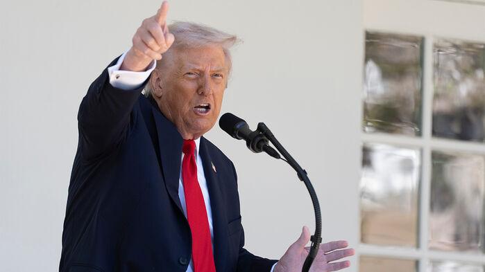 트럼프, '면허 박탈' 위협하던 CBS와 인터뷰…11월 2일 방송