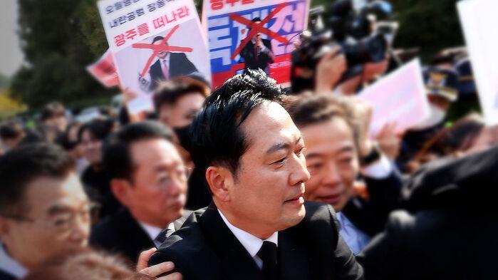 5·18민주묘지 찾았다가…반발에 겨우 묵념만 한 장동혁