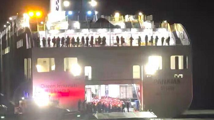 [속보] 신안 장산도 해상서 267명 탄 여객선 좌초