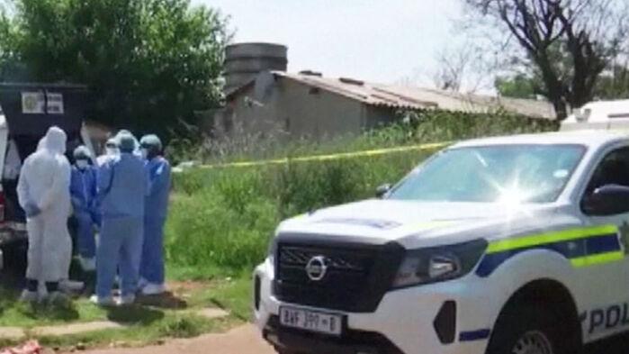 "3살 아이도 사망" 술집서 '탕탕'…평화롭던 마을 '발칵' 