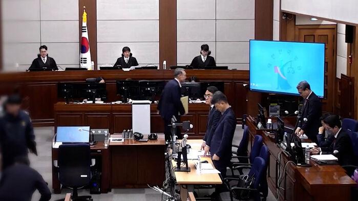 증인 출석했는데…노상원 "귀찮아서 증언 거부"