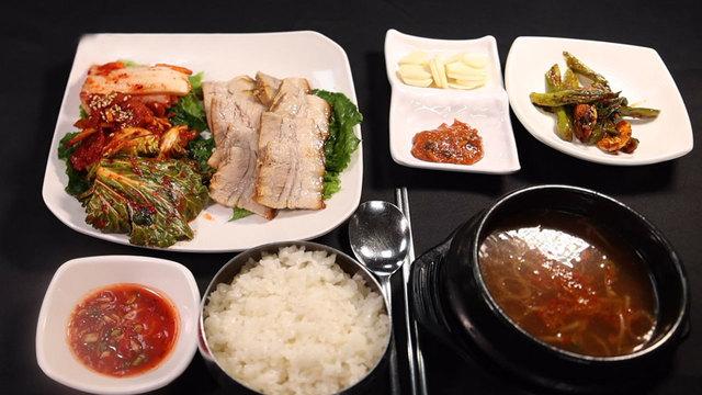 푸짐한 보쌈 정식, 초저가 도전!