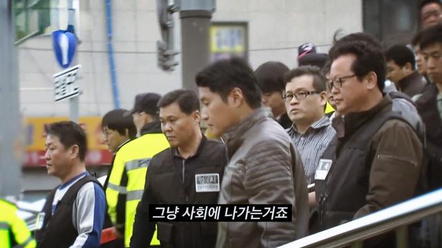 꼬리에 꼬리를 무는 그날 이야기