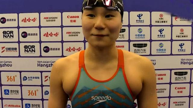 허연경 겸손한 인터뷰 “상대 선수들이 힘을 다 안쓴 듯” [여자 자유형 200m 예선]