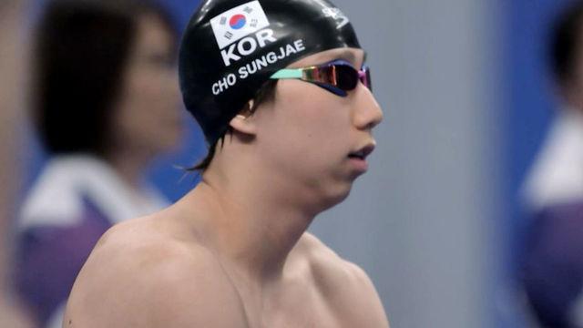 마지막 터치에서 아쉬움이 남는 조성재 [남자 평영 100m 예선]